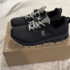 On cloud Cloudhero Waterproof size youth 6.5